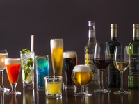 Unlimited Drinks: Alcohol & Soda (90-minute limit) *Lunch and dinner times only