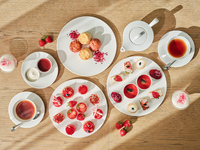 STRAWBERRY CAVIAR AFTERNOON TEA Table Seat