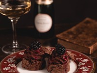 Seasonal scones/Chocolate (only Bar time)