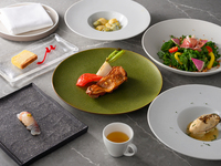 【Princess＋乾杯スパークリングワイン】定番のフュージョン料理を存分に楽しめるフルコース＋乾杯スパークリングワインを1杯サービス