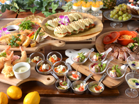 [Dinner Buffet] Over 50 varieties! Enjoy seasonal flavors and a live kitchen!