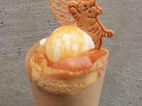 キャラメルりんごのクレープとお好きなドリンクのセット
