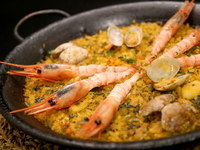 《ランチ》【2/9〜】南蛮海老のパエリアコース　¥9,800（税抜）