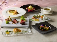 Skyscraper dinner course