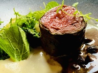 週年紀念套餐：7道菜（主菜為宮崎縣EMO牛肉）