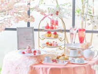 「桜色のストロベリーアフタヌーンティー＋スペシャリテ」※マリアージュフレール飲み放題つき