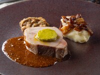 <lunch>鮮魚と豚肉のWメイン　お料理全5品とデザート1品