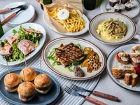 3時間飲み放題付＋大人気スライダーバーガーにデザート含む豪華料理全9品⭐︎スタンダードプラン