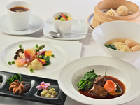 【ランチ】【香港コース】薬膳スープや手包み点心、自家製ダックなど楽しめる人気のランチコース＜全8品＞＋3時間飲み放題★個室確約★　　