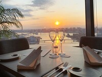 【17:30・19:30限定窓側席】国産牛フィレ肉など全5品ディナーコース(90分制)