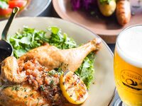 【週末15時までの限定】前菜からメインまで！お得に楽しむランチタイムコース【人気の「RIO Brewingのビール」含む3種２時間飲み放題付き】