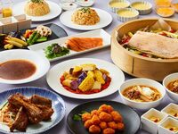 Saturdays, Sundays and public holidays 100-minute lunch buffet for adults with drink bar