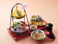 読売新聞掲載　お花見点心