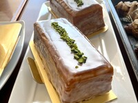 ウィークエンド：13×6㎝