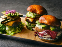 [Friday and Saturday Only] Premium Burger with Float