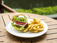 ウィークエンド グランド キッチン ランチ