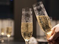 [2025 | JR Hotel Members/WESTER Members Only] Birthday Special Kaiseki Course with a half bottle of champagne and a mini bouquet