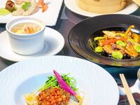 ■ 2名様よりホール席｜税込8,000円 ・2時間飲み放題付き ｜銘々盛り｜サービス料・チャージ料0円