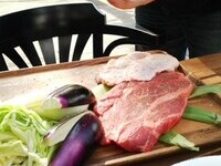 ★オプションでお子様プランご注文可★【屋外BBQ】クラフトビール含む飲放付 US産アンガスビーフ＆鶏もも肉＆スペアリブ＆極太ソーセージ＆海老帆立の海鮮付きSURF & TURF BBQプラン