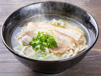 ご利益 三枚肉そば