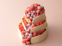 【デコレーションケーキ】フレーズ　【直径 約18cm】 