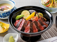 [Weekday Lunch Only] Domestic Beef Steak Rice Bowl Set
