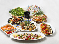 Enjoy food from our own farm! Dinner buffet | Seniors (65 years and older)