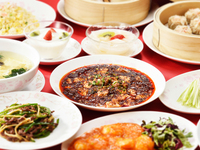 【日曜・祝日限定】テーブルオーダー　ディナーバイキング　【全40品】小学生