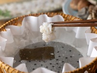 5月19日起推出：【夏季限定】鳗鱼涮涮锅怀石料理，选用鳗鱼和精选猪肉。