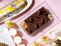【土・日・祝】  ランチバイキング ３歳以下無料