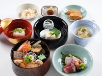 皐月の光悦水指弁当