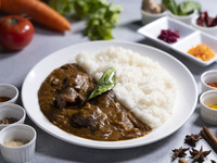 【お得なランチセット】ホテル金沢能登牛カレー