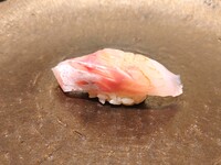 Omakase course 22,000 yen