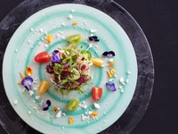 シーズナルコース全6品＋スパークリングワイン