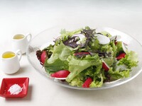 [New release] Enjoy the terroir of Tohoku Farms. A power salad made with pesticide-free vegetables: "Tohoku Farm Salad Bowl"