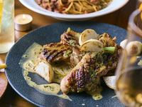 Dinner Share Plan [2 hours all-you-can-drink included] Black truffle french fries, pasta made with seasonal ingredients, and grilled Oyama chicken as the main dish, total of 5 dishes