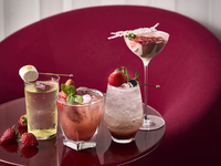 【19:00～22:00】【苺NIGHT】🍓2種類から選べる苺デザート＋グラスシャンパン🥂