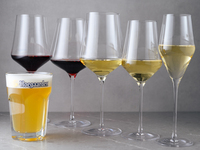 [All-Inclusive Best + Free Flow 17,800 → Special Price 16,367円 (Service charge included: 18,000円)] A great-value full-course menu showcasing generous seasonal ingredients, with free-flow drinks included.