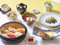 駿河寿司と静岡玉露蕎麦膳