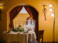 【プロポーズプラン】乾杯シャンパン+コース料理（5品）+チャペル貸切り使用+キャンドルコーディネート