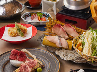 【燈花おまかせコース】『伊予真鯛の羽釜めし&炙り生雲丹と和牛の”うにく”茶漬け』＆『ふぐと帆立の黄金だし小鍋＆蟹イクラ小丼』 5,454円(税抜)