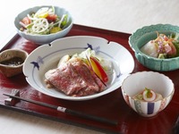 [Dinner] Chef's carefully selected dinner with a choice of three meals + one drink + seasonal dessert