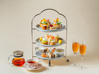 【8月1日〜8月29日】 SUMMER AFTERNOON TEA -Season2-ナイトアフタヌーンティー / フリードリンク付　