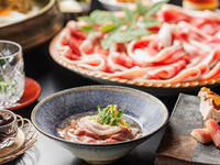 天然熊肉料理 最上級ロース肉ぼたん鍋　2大ジビエ食べ比べプラン