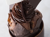 【オプションプラン※お誕生日や記念日に※】メッセージ入りチョコレートカップケーキ