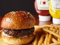 【Halal Kuroge Wagyu Beef】Parmesan Cheese Burger