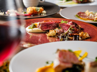 [TS] [Limited to 3 groups per day] Luxury ingredients and whiskey pairing course of rock oysters, scallops, clams, and Japanese black beef