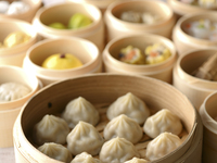 [90-minute all-you-can-eat special course with all-you-can-drink for 4,200 yen → 3,450 yen] Freshly steamed dim sum + buffet dishes