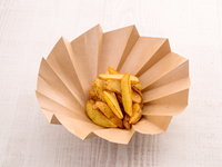 Fried potato with truffle salt