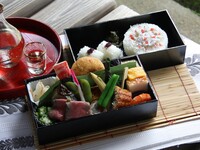 夏の贅沢会席二段弁当